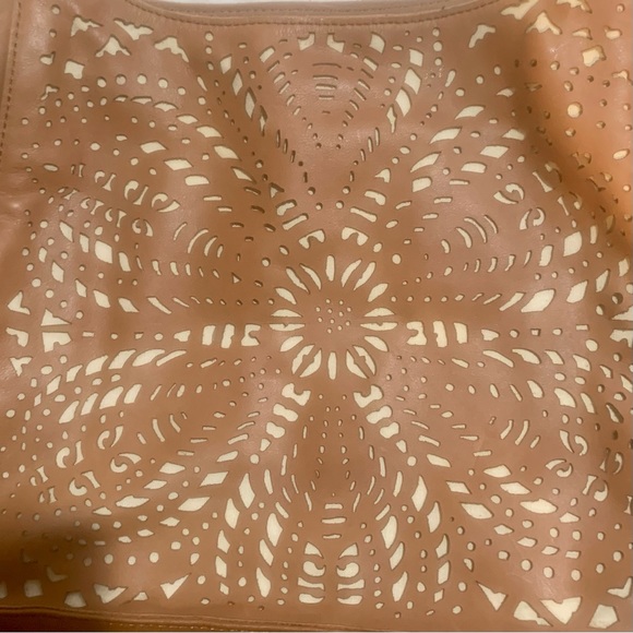 The Sak Lazor Cut Leather Shoulder Bag - Picture 3 of 13